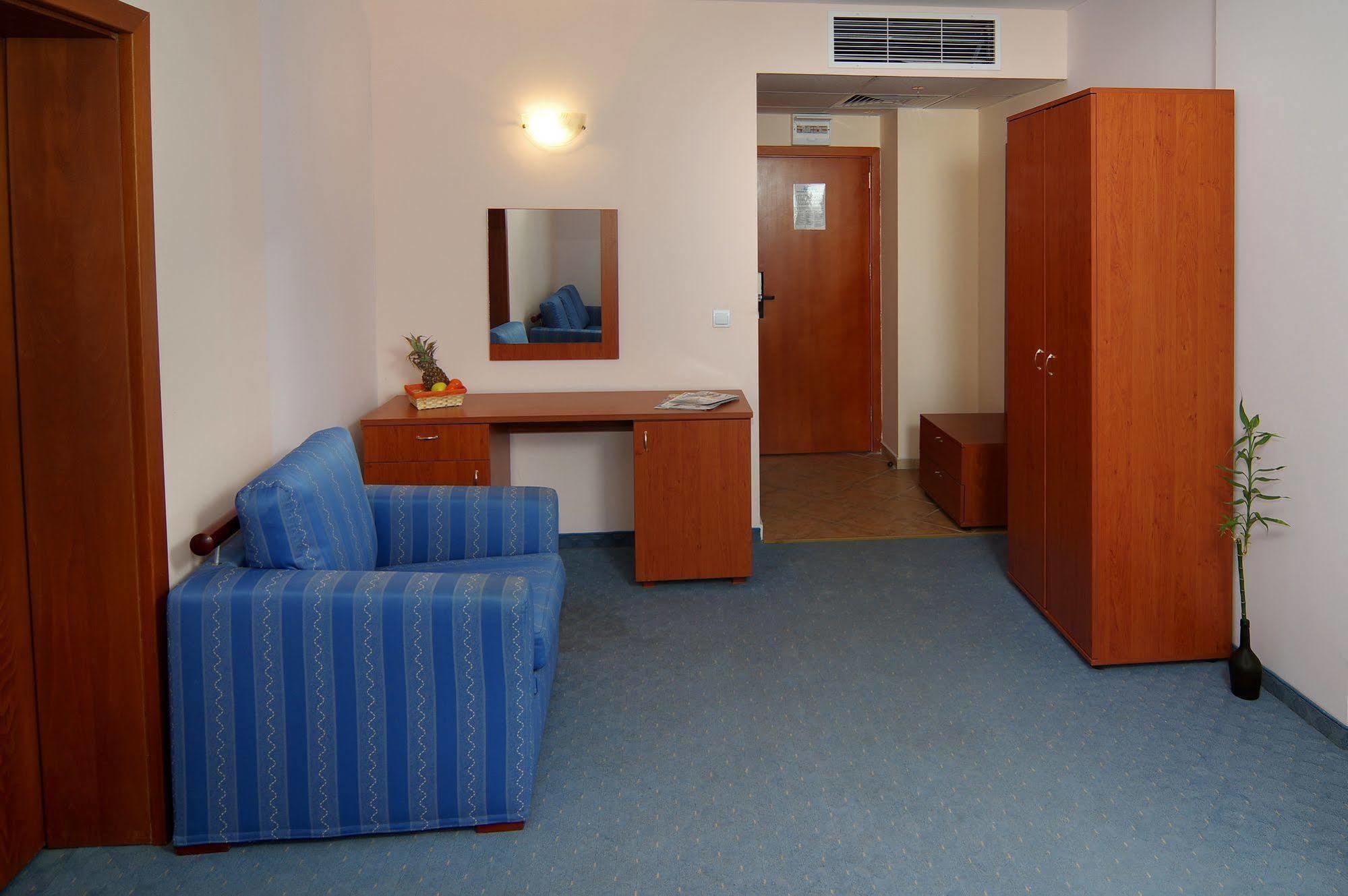 Royal Beach Hotel โซโซโปล ภายนอก รูปภาพ
