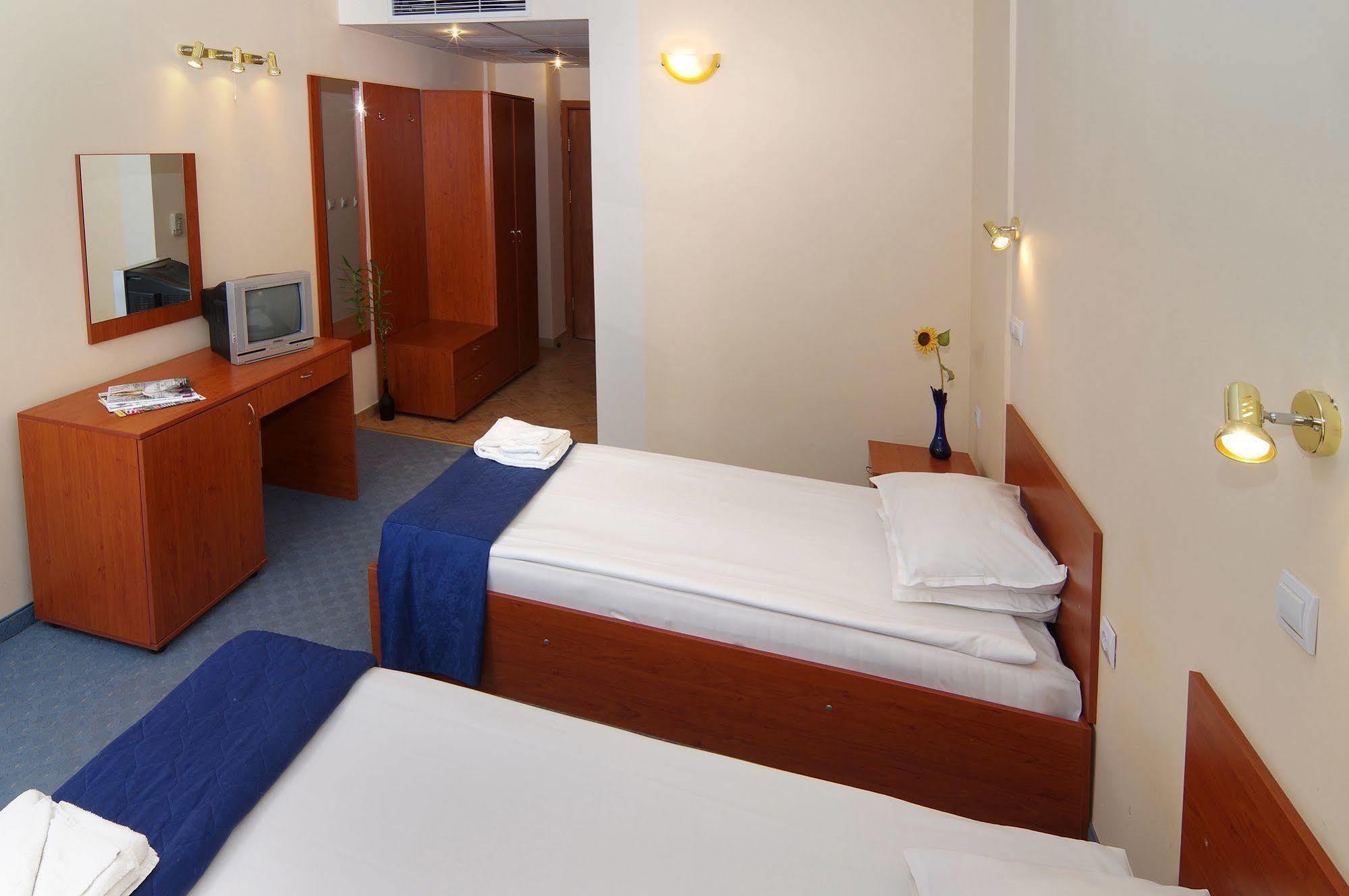 Royal Beach Hotel โซโซโปล ภายนอก รูปภาพ