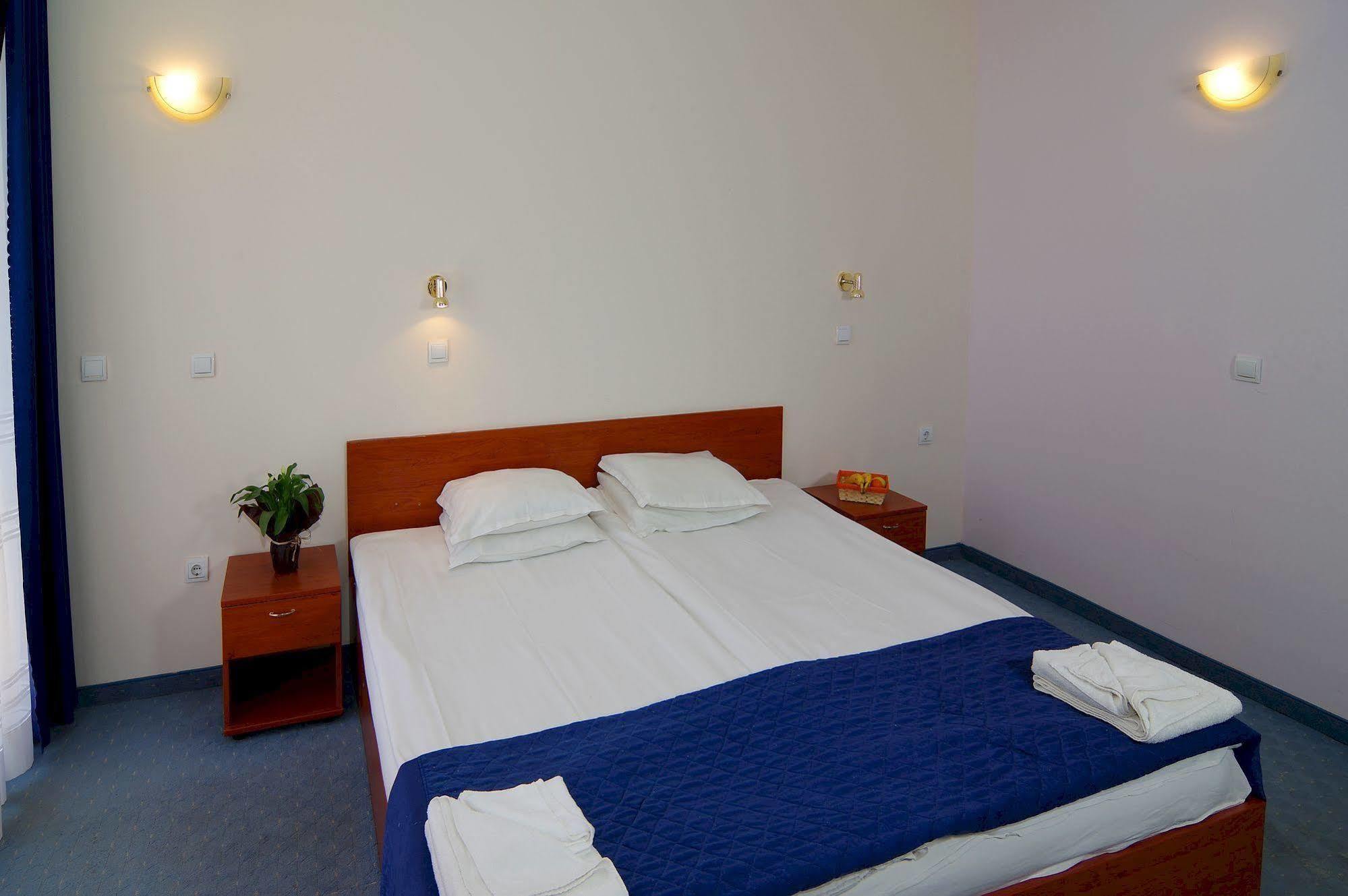 Royal Beach Hotel โซโซโปล ภายนอก รูปภาพ